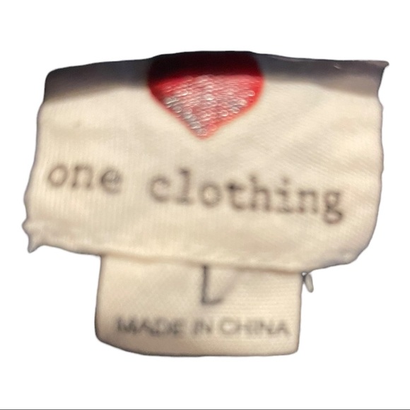 One clothing romper blue size large. Spaghetti straps. Pockets. Keyhole back - Picture 8 of 8